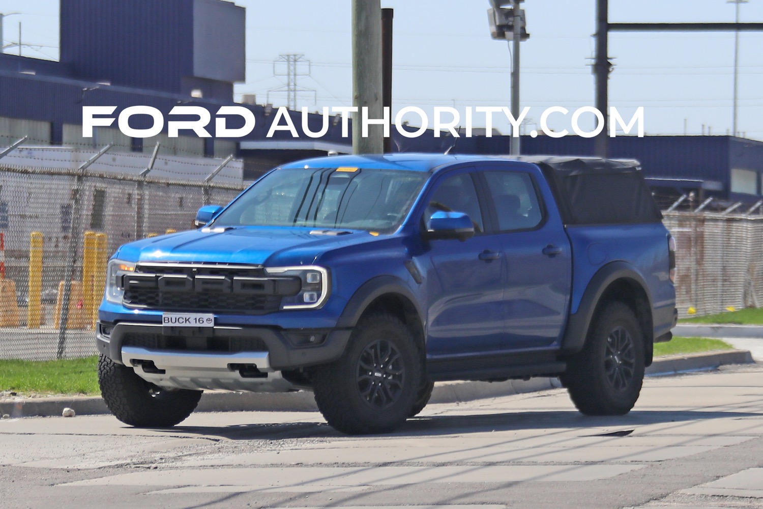 2023-Ford-Ranger-Raptor-Blue1.jpg